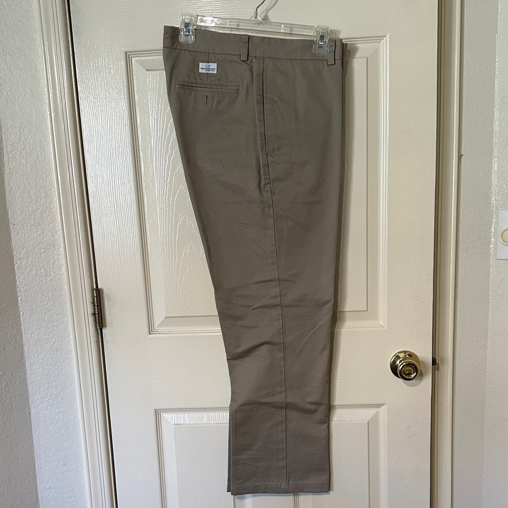 Vineyard Vines Men's Khaki Chinos